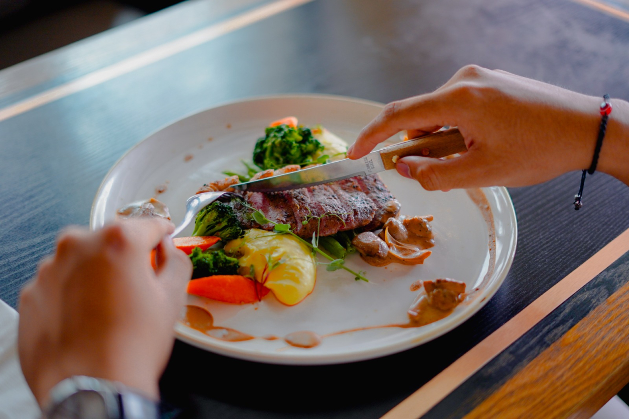 French steak au poivre