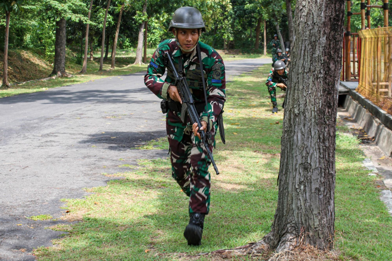 Latihan Prajurit Batalyon Infanteri 3 Marinir. Foto: Ainul Yakin - Dispen Kormar (Sidoarjo).