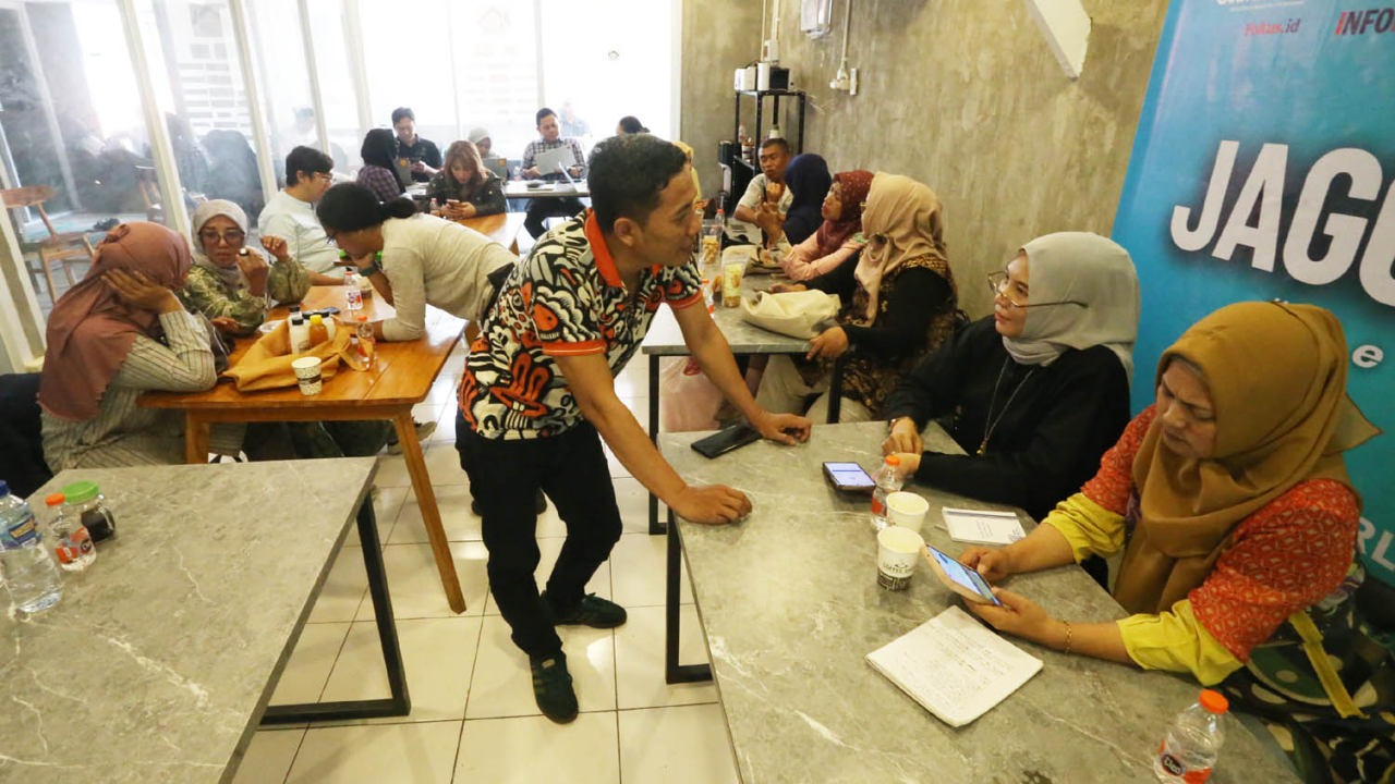 Pelatihan UMKM oleh Rumah Literasi Digital 