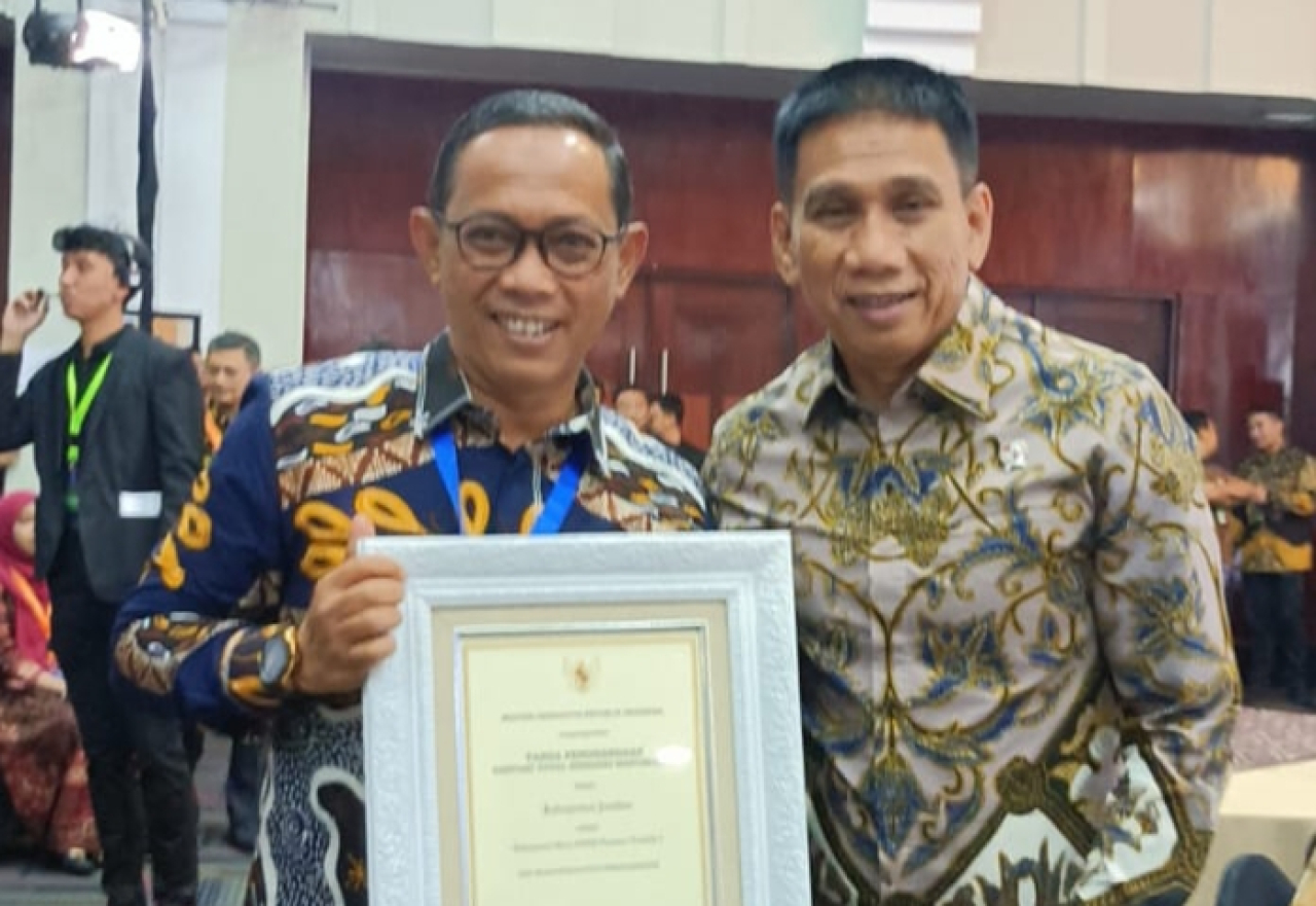 Kabupaten Jember Raih Penghargaan Nasional Bidang Sanitasi dan Kesehatan Lingkungan. foto: diskominfo Jember for ayojatim.