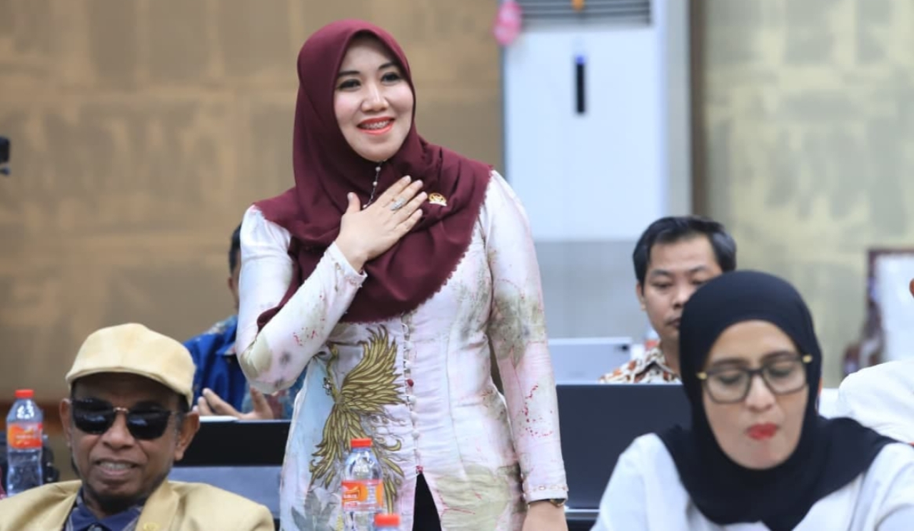 Dr. Lia Istifhama salah satu Anggota Komite III DPD RI yang ikut dalam Kunker ke Kota Sorong, Papua Barat Daya. foto: B59.