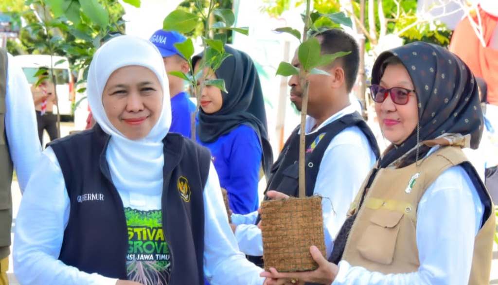 Gubernur Khofifah Imbau Tidak Gelar Pesta Kembang Api, Ajak Masyarakat Doa Bersama Sambut Tahun Baru 2026