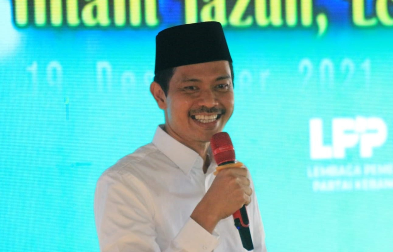 Jalan Tengah Antara Seruan Moral dan Keputusan Konstitusional