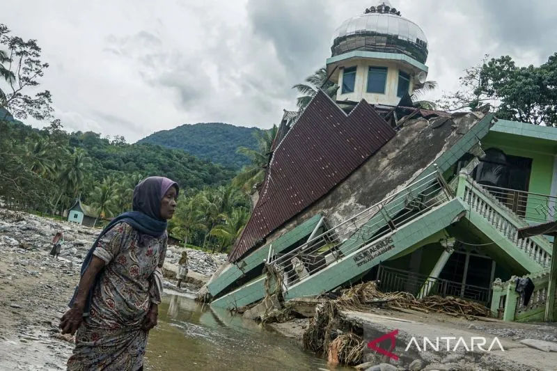 Refleksi Banjir dan Longsor di Sumatera, Krisis Lingkungan, dan Tugas Intelektual Muslim di SILAKNAS ICMI 2025