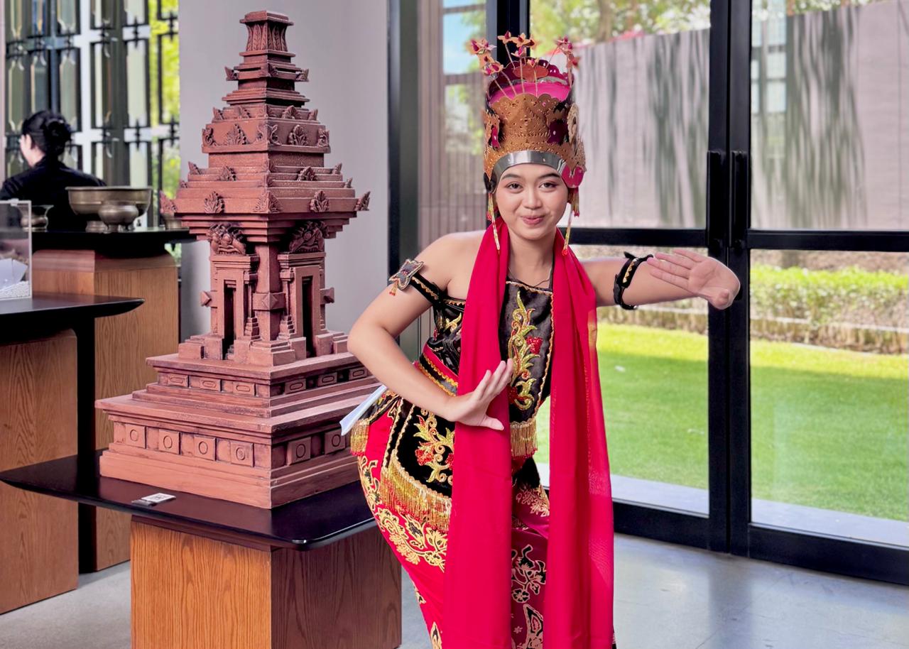 Selamat Datang di Banyuwangi! Kokoon Hotel Banyuwangi Hadirkan Ikon Gandrung sebagai Tarian Sambutan untuk Para Tamu