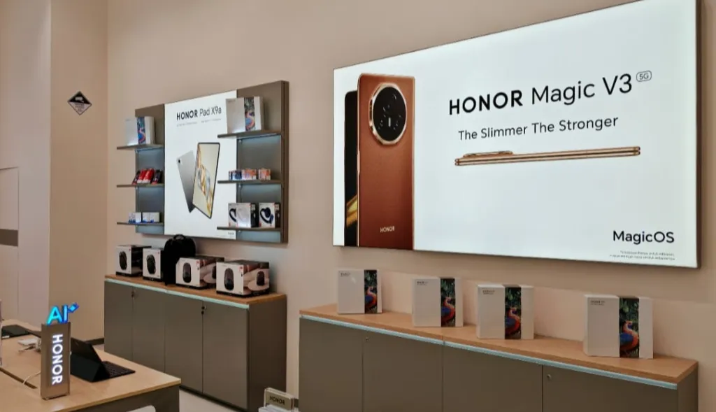 HONOR Perkuat Ekspansi Nasional, Resmikan Experience Store Pertama di Surabaya