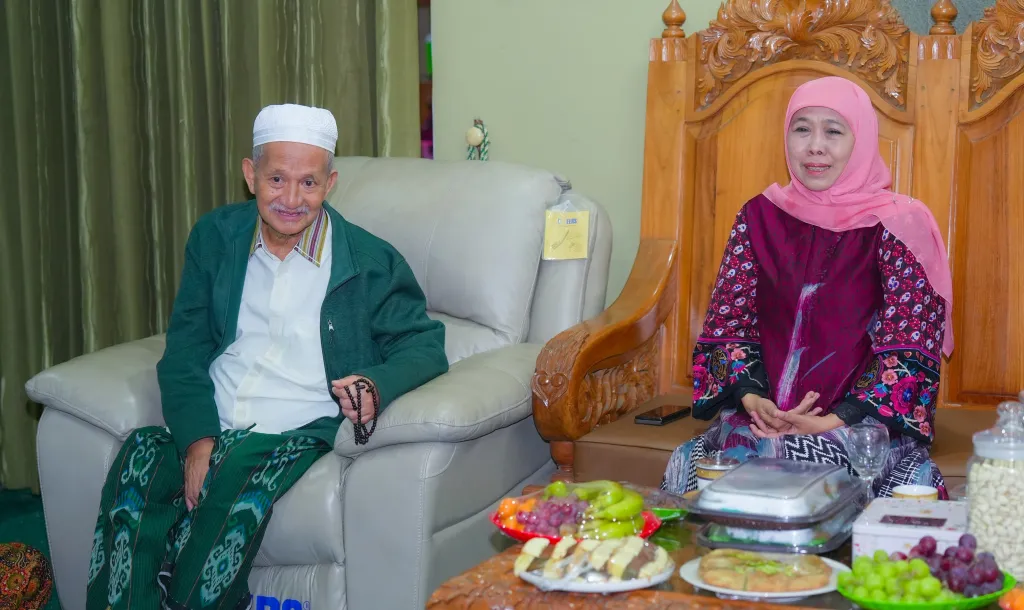 Gubernur Khofifah Hadiri Haul dan Harlah Ponpes Progresif Bumi Sholawat