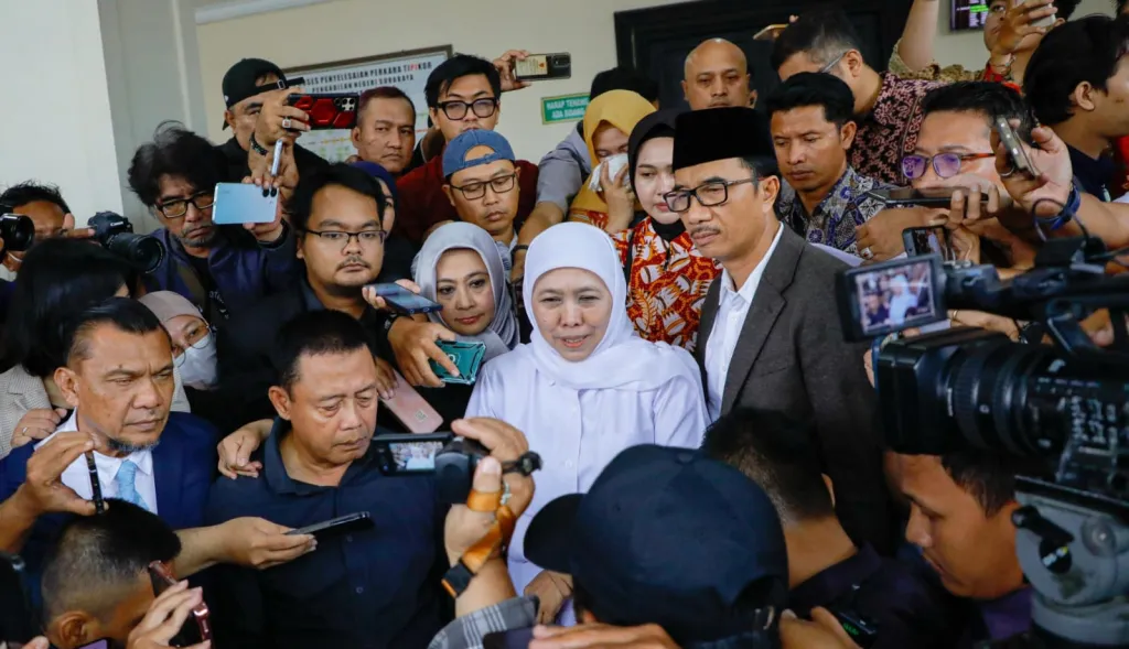 Bersaksi di Pengadilan Tipikor Surabaya, Gubernur Khofifah Tegaskan Tuduhan Terima Fee Dana Hibah Pokir Tidak Benar