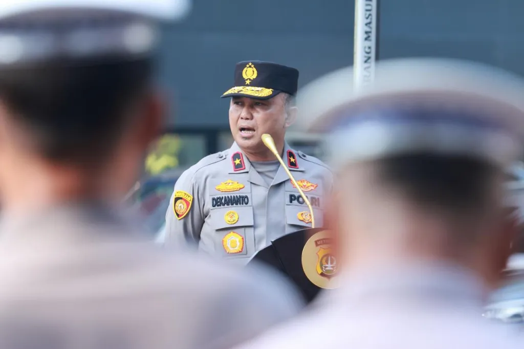 Brigjen Dekananto Eko Purwono, Pemersatu Suporter Bola Itu Dianugerahi Satyalancana Wira Karya