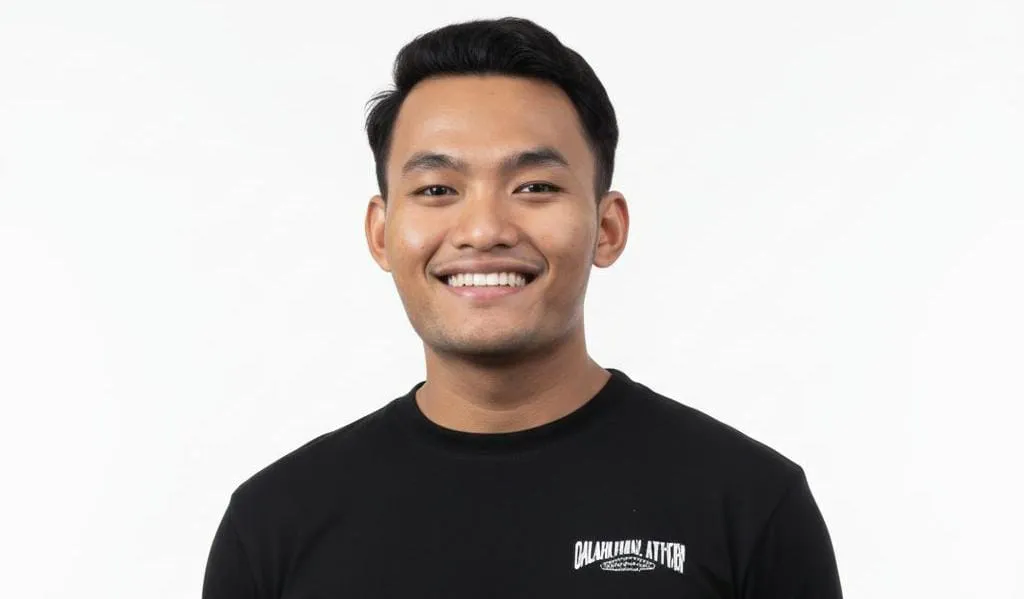 Dari Proyek Internasional hingga UMKM Lokal, Puji Kurniawan Jadi Tokoh Anak Muda Inspiratif di Dunia Digital