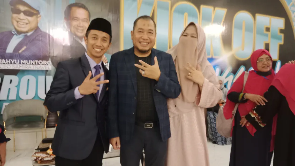 Ustadz Nafi Unnas Apresiasi Gelar Doktor Honoris Causa CEO Samira Travel