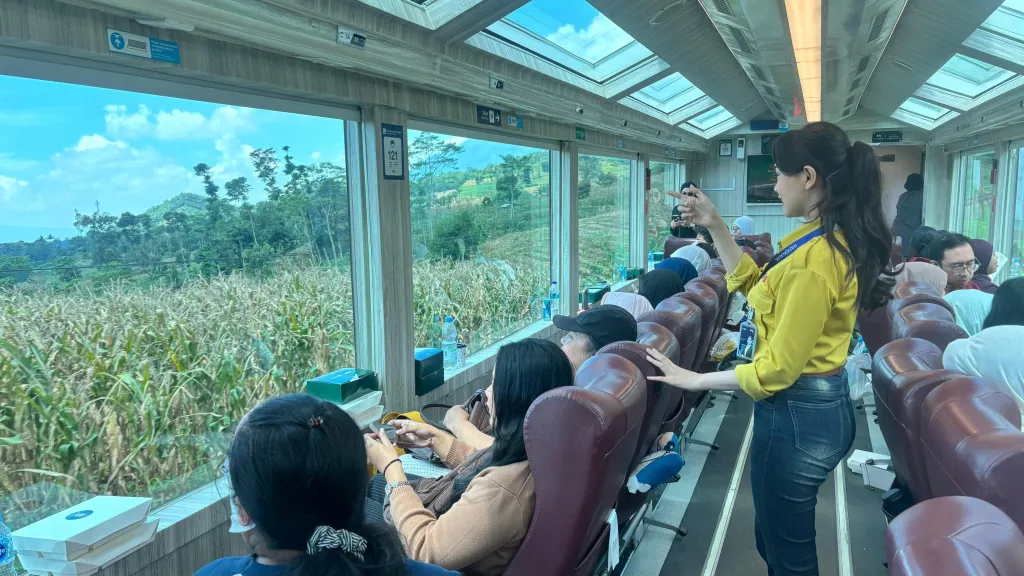 Pengalaman Bukan Sekadar Perjalanan, Strategi KAI Wisata Tawarkan Fitur 90 Derajat Kereta Panoramic