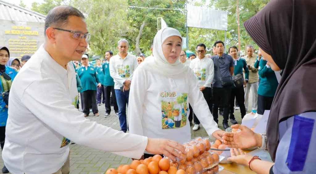 Gubernur Khofifah Bangga Tingkat Serapan Lulusan SMK Jawa Timur Terus Menunjukkan Tren Positif