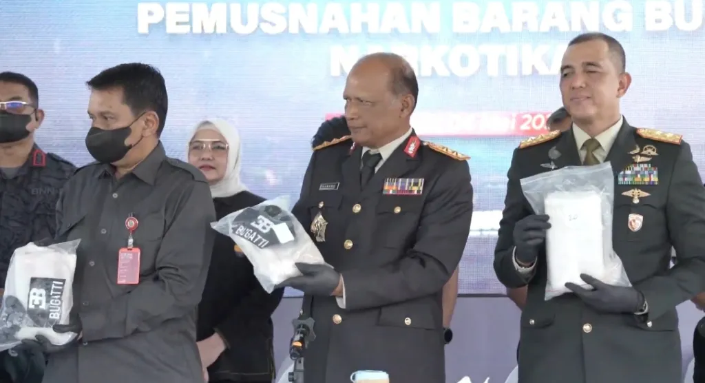 Komitmen Polda Jatim Berantas Narkoba: Ungkap 2.231 Kasus, Musnahkan 22,22 Kg Kokain