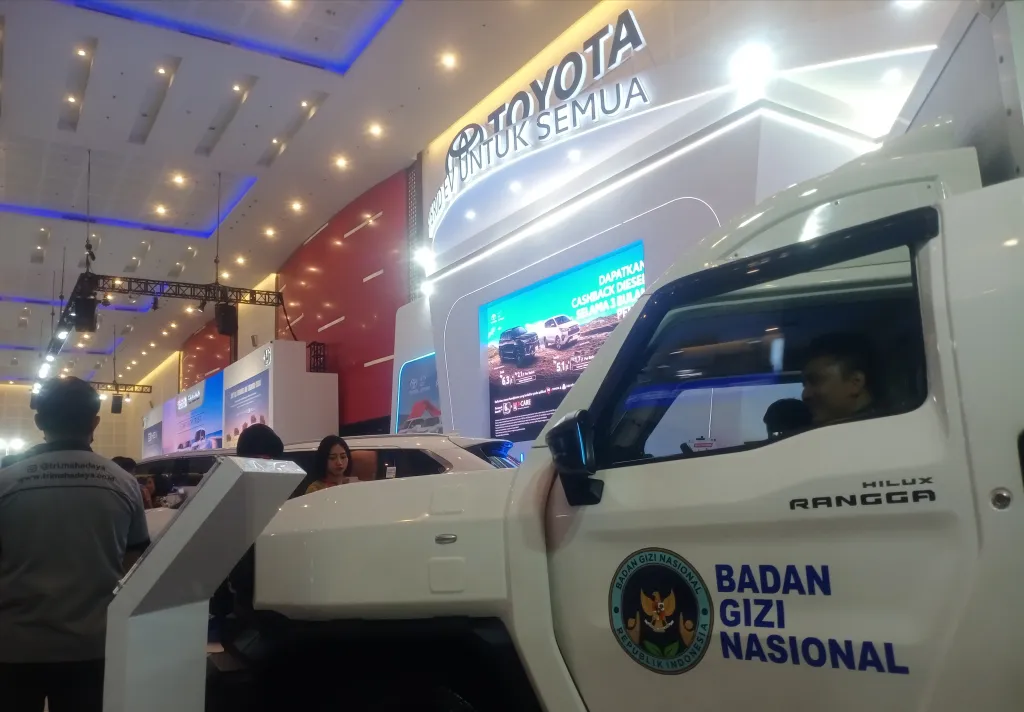 Toyota Perluas Akses Hybrid EV di IIMS Surabaya 2026, Hadirkan Pilihan Lebih Terjangkau