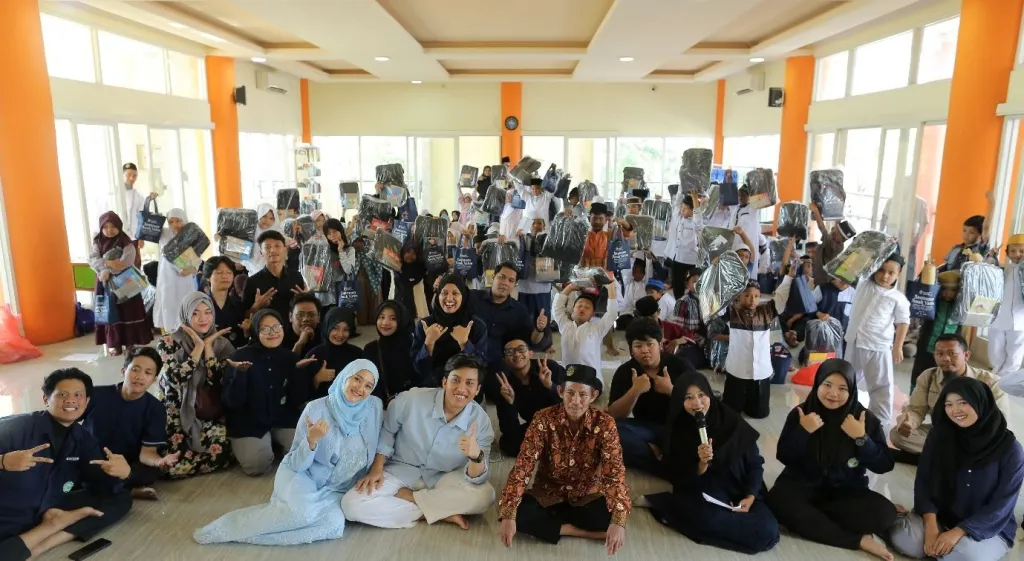 Tim Ginklin Official Salurkan Santunan kepada 127 Anak Yatim sebagai Wujud Kepedulian Sosial