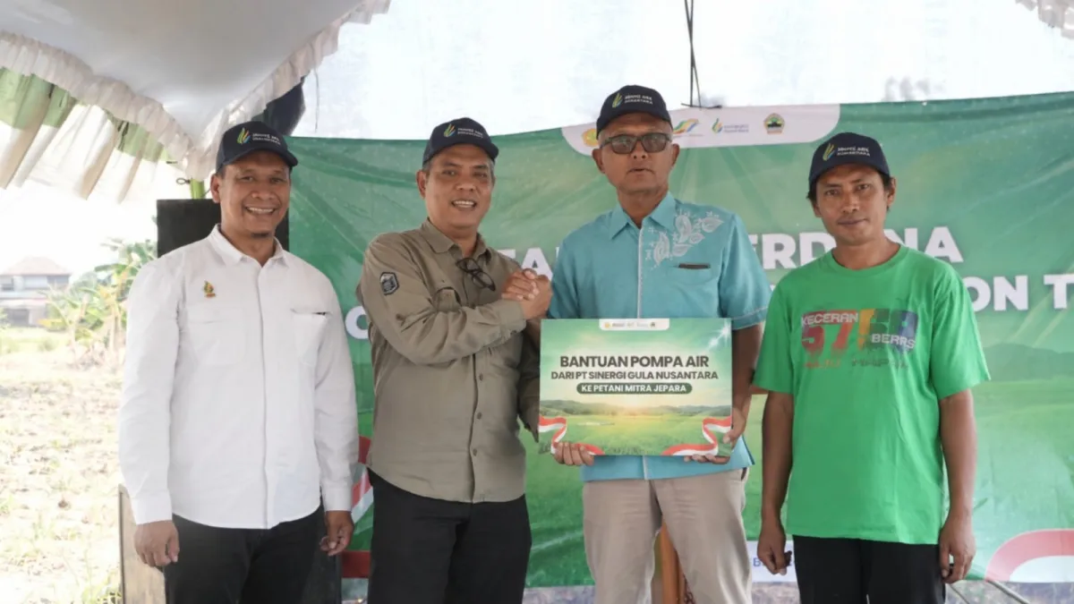 Tak Hanya Serap Panen, SGN Perkuat Petani Tebu Lewat Bantuan 1.000 Pompa Air