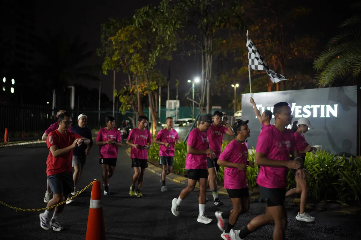 Pink Morning Club dan Road to Give 2026 Ajak Warga Surabaya Bergerak untuk Kepedulian Kanker Payudara