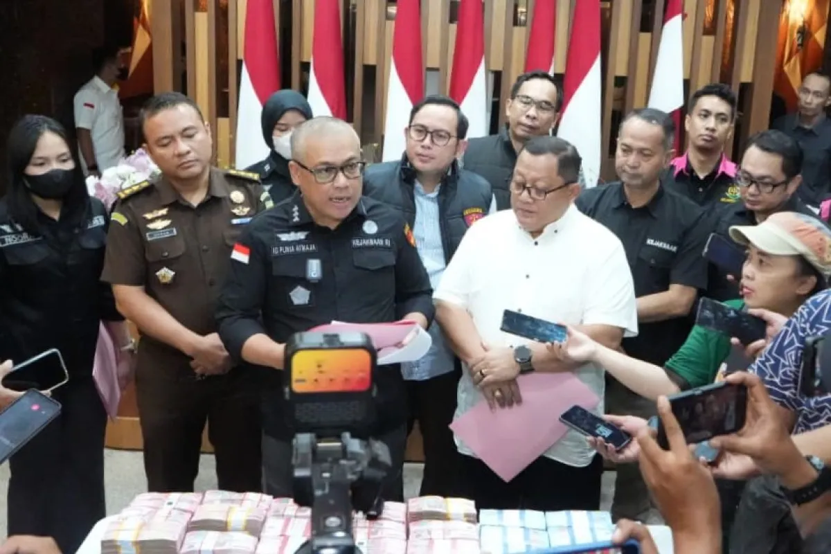 Usut Aliran Pungli ESDM Jatim Rp687 Juta ke Mantan Kadis, Kejati Periksa 21 Saksi