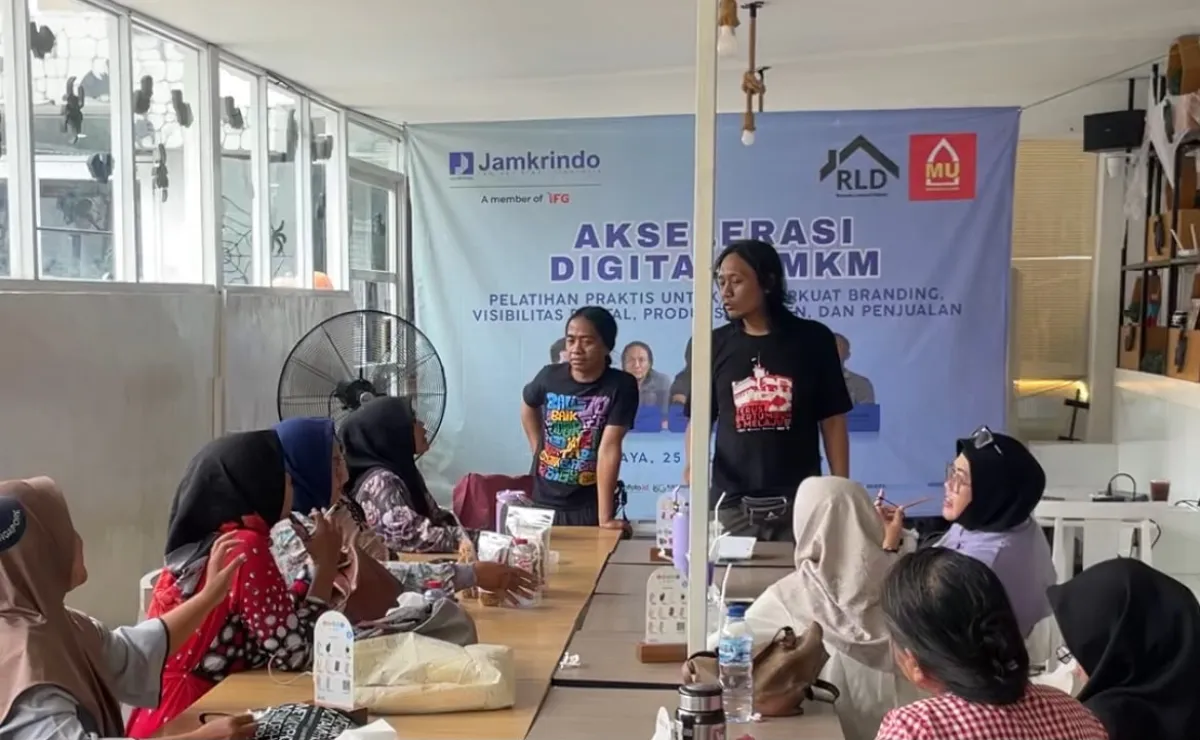 RLD dan Jamkrindo Bekali UMKM Surabaya Strategi Branding dan Pemasaran Digital