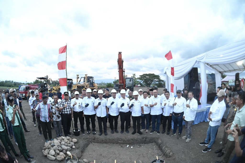 SGN–PTPN III Perkuat Sinergi Hilirisasi Ayam Terintegrasi di Sulawesi Selatan