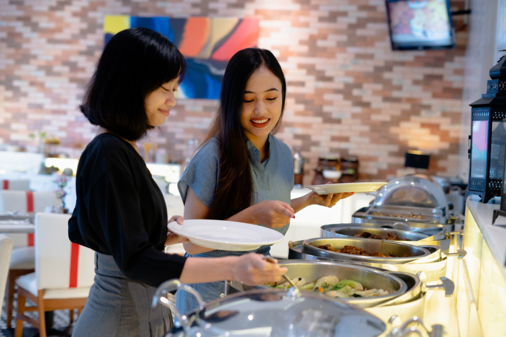 Hangatkan Silaturahmi Lebaran, ARTOTEL TS Suites Surabaya Hadirkan Hampers dan Paket Halal Bi Halal Bernuansa Nusantara