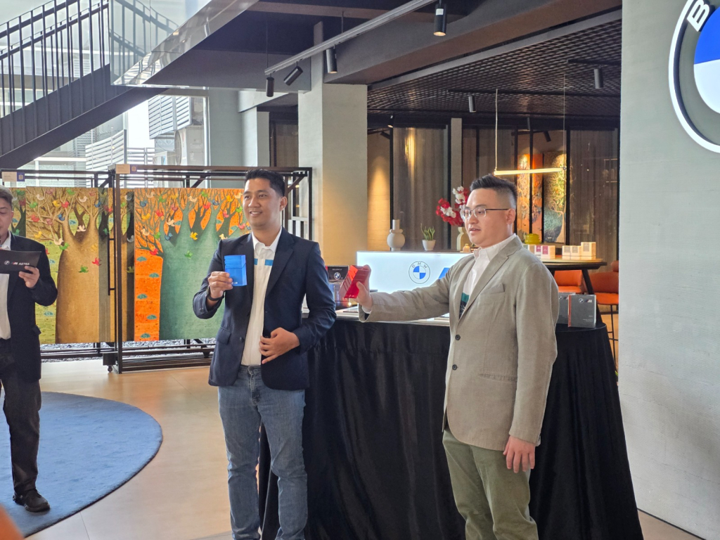 BMW Astra Bersama Dengan Teh Villa Gallery Hadirkan Festival of Joy di Surabaya