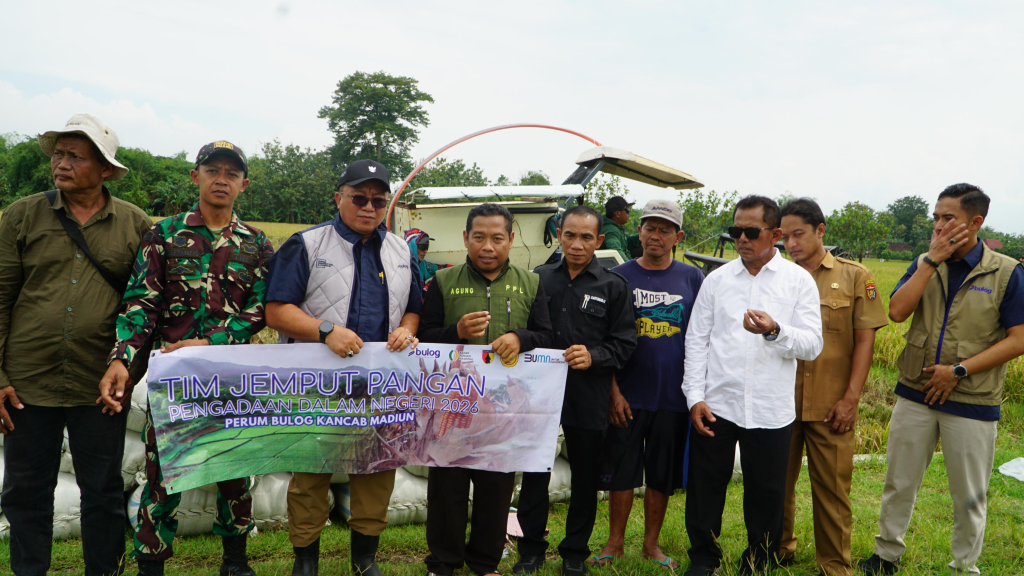 Serapan Gabah Jawa Timur Tembus 500 Ribu Ton, BULOG Jatim Pastikan Stok Beras Aman