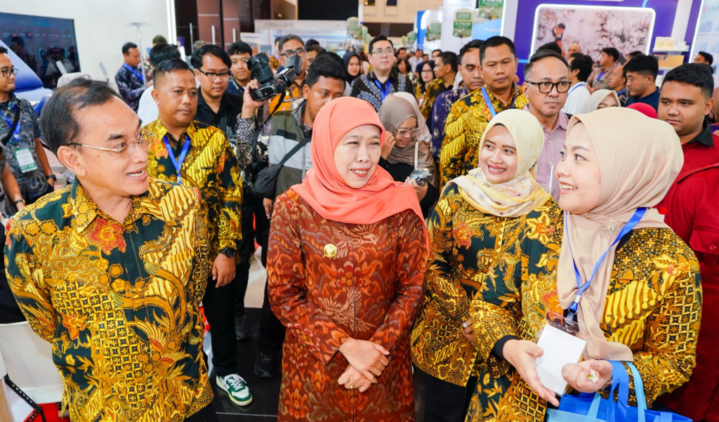 Gubernur Khofifah Dorong Rumah Sakit di Jawa Timur Adaptif Terhadap Perkembangan Artificial Intelligence dan Teknologi