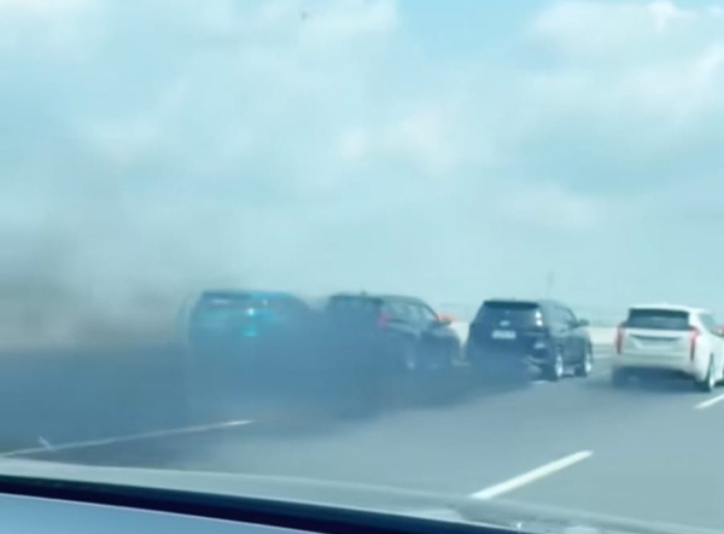 PJR Polda Jatim Tindak Tegas 4 Remaja Pembuat Konten Kebut-kebutan Mobil di Tol MoJo