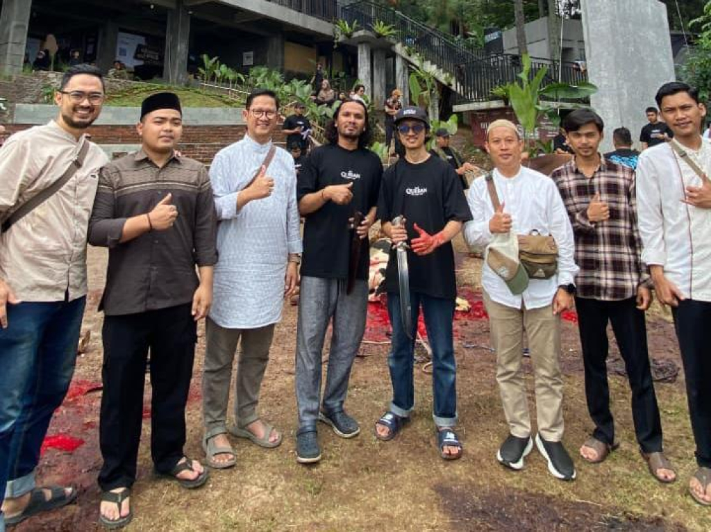 Ciomy Gandeng Ustadz Hanan Attaki Gaungkan Semangat Berbagi di Momentum Hari Raya Quran