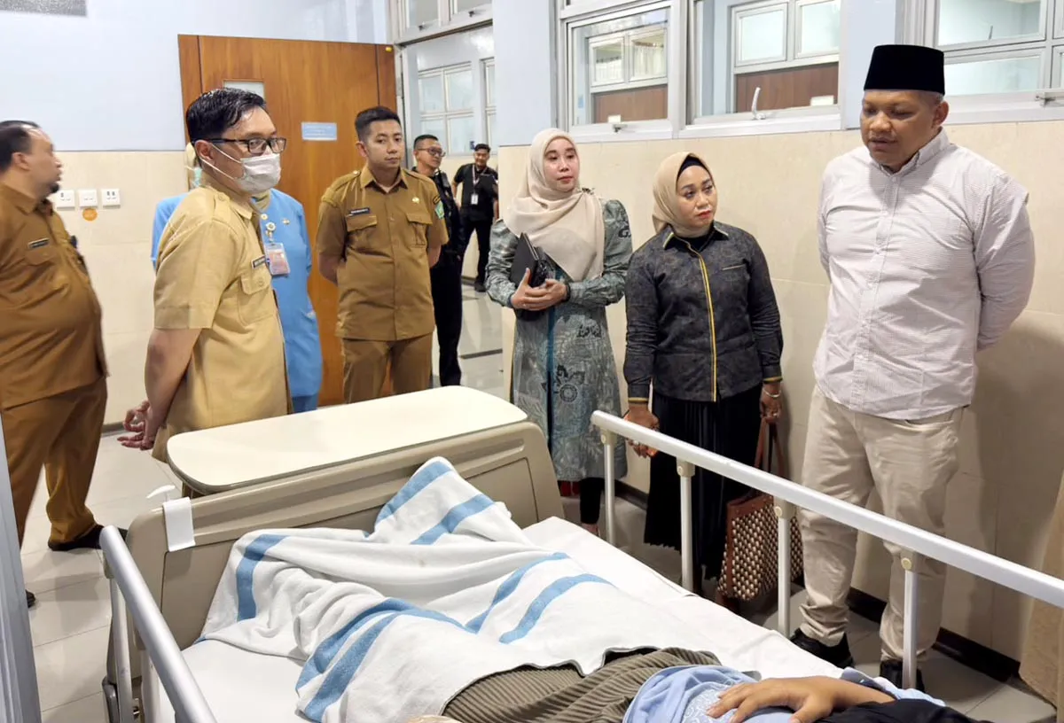 Jenguk Korban Dugaan Keracunan MBG, dr. Elsa: Harus Aman