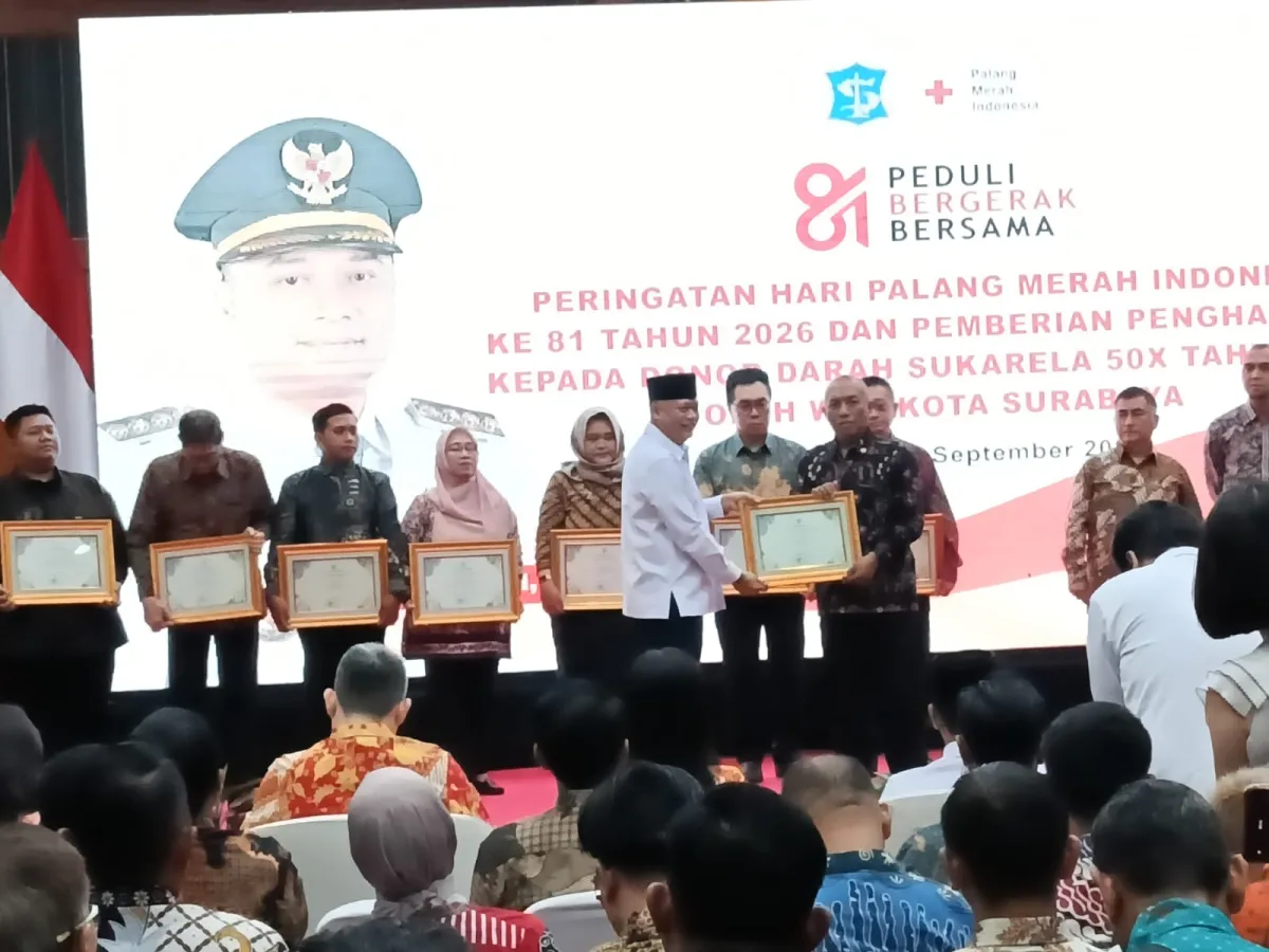 Satu Tetes Darah untuk Kemanusiaan: 425 Pendonor Surabaya Terima Penghargaan di HUT ke-81 PMI